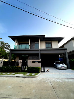 เช่าบ้านเดี่ยว บางกรวย นนทบุรี : ให้เช่าบ้านเดี่ยวหลังมุม บูเลอร์วาร์ด สาทร-ปิ่นเกล้า 2 แต่งครบ พร้อมอยู่