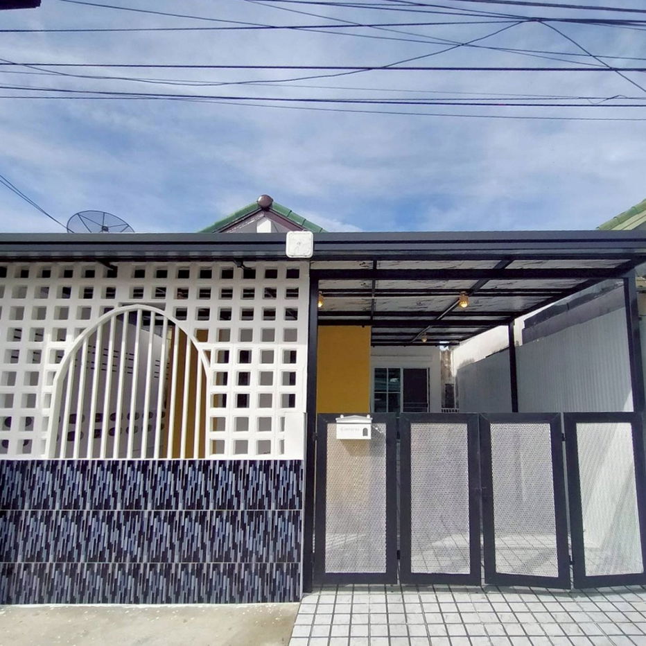 รูป บ้านโซนหนองจอก สุวินทวงศ์ หมู่บ้านอมรทรัพย์ เลียบวารี รีโนเวทใหม่ นัดชมบ้าน 085-318-6868 - รูปที่ 1/15