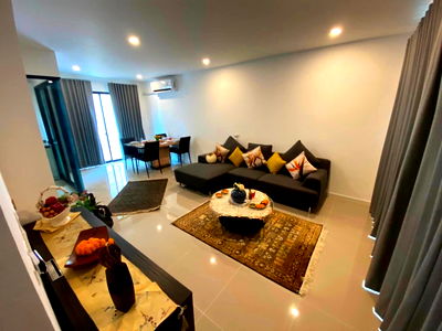 Townhouses for rent Krungthep Kreetha Road : 🏢 #PN2402_063 𝗙𝗼𝗿 𝗥𝗲𝗻𝘁4️⃣7️⃣k.🔥 #Near MRT Sri Kreetha #Available and ready to view‼️This price is worth it ‼️Townhome Patio Srinakarin Rama 9