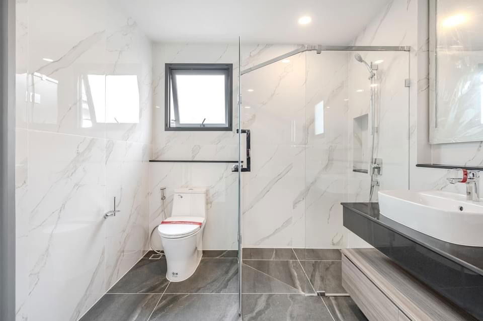 picture 🏡#TM2410_127🎀𝗙𝗼𝗿 𝗥𝗲𝗻𝘁 1️⃣8️⃣0️⃣k.🔥🔥 Beautiful, luxurious, best test✨#Available and ready to view Single house project: The City Bangna - 16/17