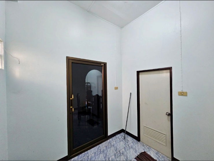 รูป ขายทาวน์เฮ้าส์ 34ตร.ว. เงียบสงบ เข้าออกสะดวก ใกล้สำนักงานเขตหนองแขม - รูปที่ 6/10