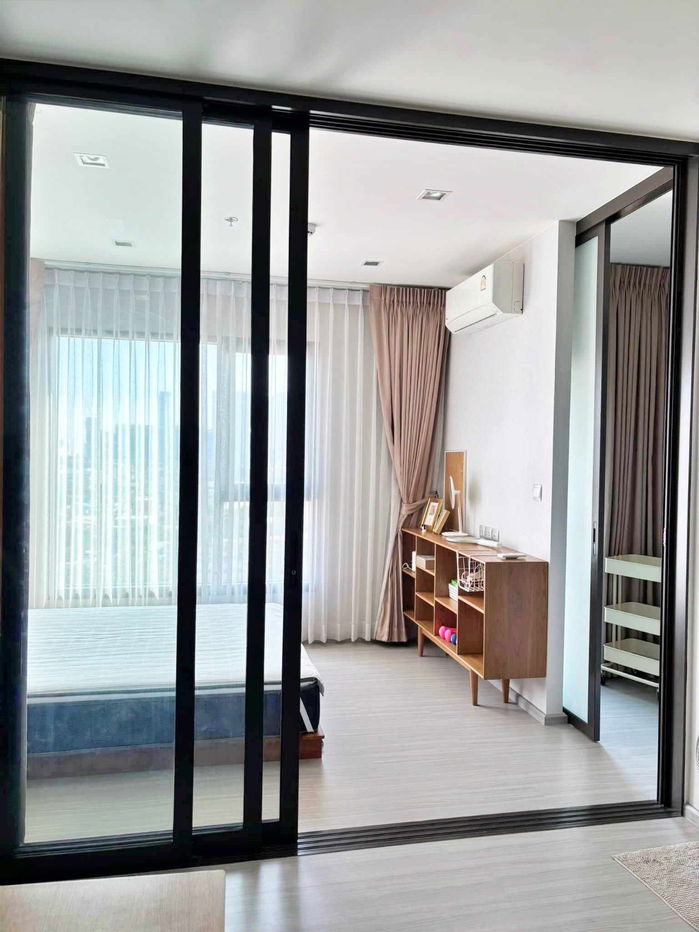 รูป ห้องว่าง❤️ราคาต่อรองได้✅สนใจห้องนี้ทักได้เลยนะคะ❣️❣️พระโขนง 💥 ไลฟ์ สุขุมวิท 62 🔴🟢🟡 - รูปที่ 4/11