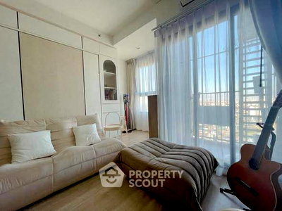 Condos for sale : Studio Condo at Ideo Sathorn-Wongwian Yai near BTS Wongwian Yai (ID 2400944)