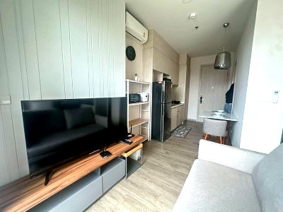 Condos for sale : Luxury condo for sale in Sriracha, city center, Keen Center, beautiful room, fully furnished
