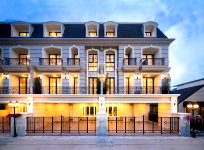 ทาวน์โฮมให้เช่า : HR2976ให้เช่าทาวน์โฮมหรู พร้อมเข้าอยู่ โครงการ เดอะเลเจ้นท์ สาทร-นราธิวาส ซอยนนทรี 22 เดินทางสะดวก