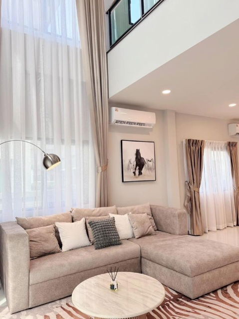 picture 🏡#TM2410_127🎀𝗙𝗼𝗿 𝗥𝗲𝗻𝘁 1️⃣8️⃣0️⃣k.🔥🔥 Beautiful, luxurious, best test✨#Available and ready to view Single house project: The City Bangna - 3/17