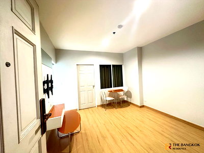 Condos for sale : ✨  Beautiful Unit, Great Price ✨ Life@Ratchada - Huaikhwang MRT Huai Khwang