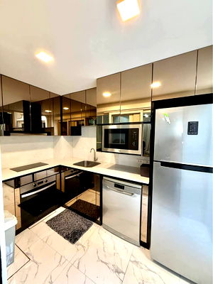 ทาวน์โฮม วิทยาลัยเชียงใหม่บริหารธุรกิจนานาชาติ : ขาย โกลเด้น ทาวน์ เจริญเมือง - ซุปเปอร์ไฮเวย์ เชียงใหม่ บิวท์อินทั้งหลัง ใกล้โรงพยาบาลกรุงเทพเชียงใหม่ T.0946511456