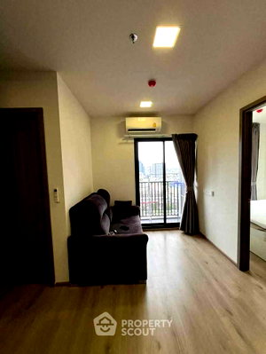 Condos for sale : 2-BR 35 Sqm On 17th Floor, The Privacy Taopoon Interchange Near MRT Tao Poon (ID 2399062)