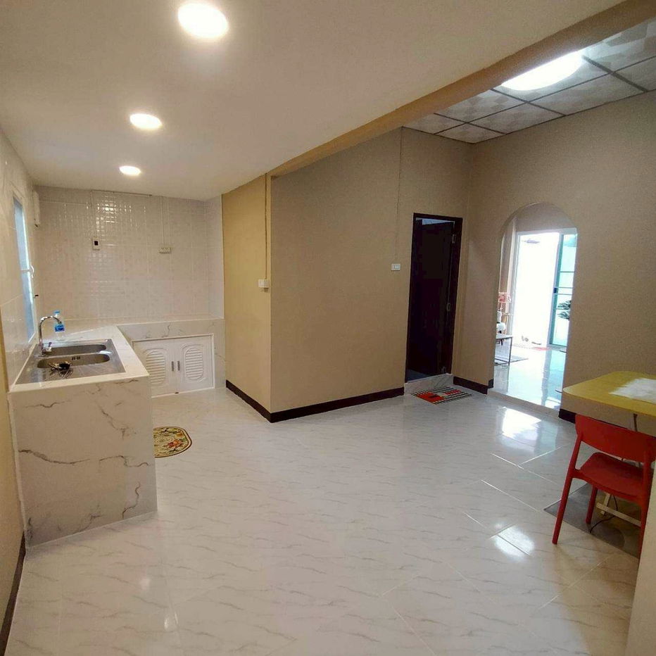 รูป บ้านโซนหนองจอก สุวินทวงศ์ หมู่บ้านอมรทรัพย์ เลียบวารี รีโนเวทใหม่ นัดชมบ้าน 085-318-6868 - รูปที่ 11/15