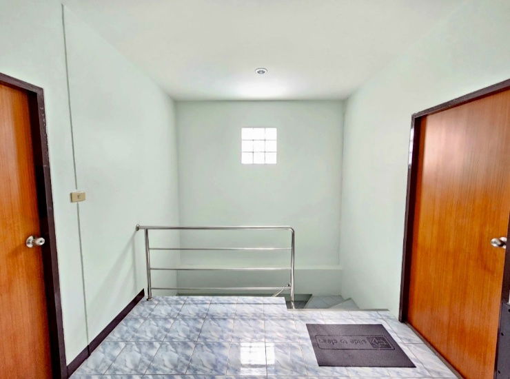 รูป ขายทาวน์เฮ้าส์ 34ตร.ว. เงียบสงบ เข้าออกสะดวก ใกล้สำนักงานเขตหนองแขม - รูปที่ 8/10