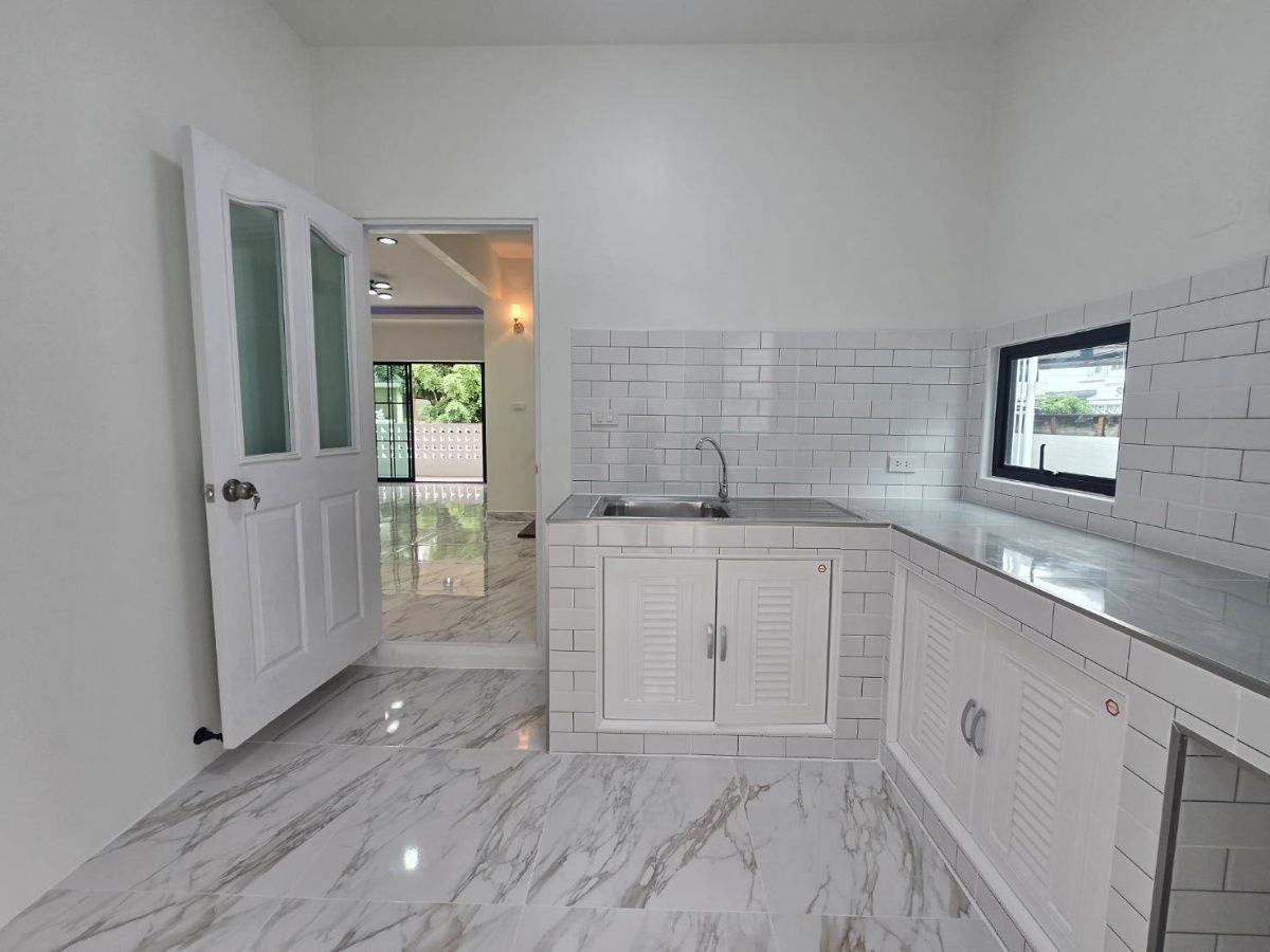 รูป บ้านเดี่ยว รีโนเวทใหม่ พื้นที่กว้าง มีห้องนอนล่างกว้าง หมู่บ้าน พฤกษ์ลดา1 รังสิตคลอง4 ถนนไสวประชาราษฎร์ ลำลูกกา คลอง4 ลาดสวาย ปทุมธานี - รูปที่ 25/40