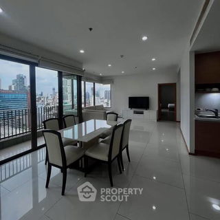 รูปภาพ 2-BR Condo at The Emporio Place near BTS Phrom Phong (ID 2400595)