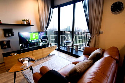 Condos for rent Chatuchak : 2 Beds 2 Baths Nice Room Good Location Close to MRT Chatuchak Park 350 m. & BTS Mo Chit 400 m @ THE LINE Jatujak-Mochit 