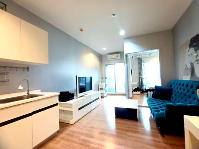 Condos for sale Phrom Phong : Condo for Sale The Seed Musee  Nearby:BTS Phrom Phong BTS Station,Sukhumvit 26 Fully furnished, Ready to move in.