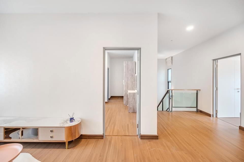 picture 🏡#TM2410_127🎀𝗙𝗼𝗿 𝗥𝗲𝗻𝘁 1️⃣8️⃣0️⃣k.🔥🔥 Beautiful, luxurious, best test✨#Available and ready to view Single house project: The City Bangna - 12/17