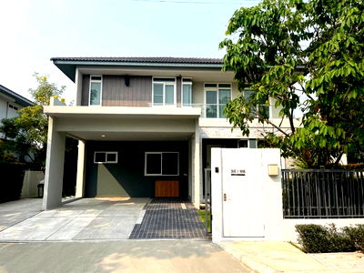 Houses for rent Ramkhamhaeng Road : 🏡#AT2405_270🏡𝗙𝗼𝗿 𝗥𝗲𝗻𝘁1️⃣4️⃣0️⃣k.🔥🔥 ‼️Beautiful house, good price ‼️ ✨#Available and ready to view, Manthana Bangna Wongwaen project