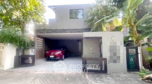 บ้าน 3-ห้องนอน ใน พลับพลา (ID 1938083)