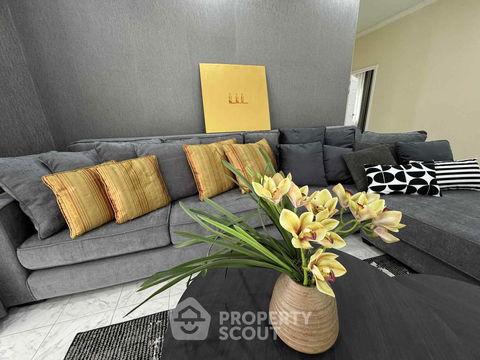 3-BR Villa close to Pattaya (ID 2403274)
