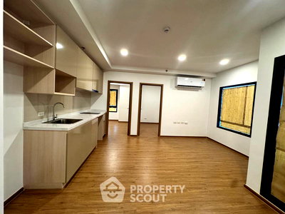 Condos for sale Kasemrad Ramkhamhaeng Hospital : 2-BR Condo at The Livin Ramkhamhaeng in Hua Mak (ID 2385865)