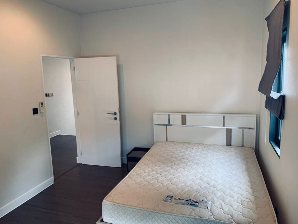 รูป ✅ บ้านว่าง พร้อมเข้าอยู่ทันที ✨ บ้านเดี่ยวรีโนเวทใหม่ทั้งหลัง!! 📍โครงการ เศรษฐสิริ กรุงเทพกรีฑา 1 – พระราม 9 - รูปที่ 5/20