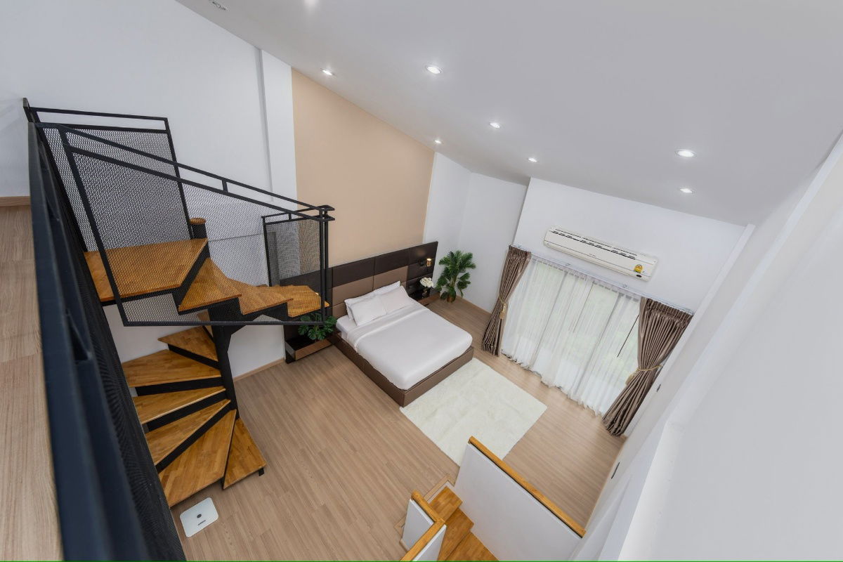 picture Rent a 3.5-storey townhome, near ISB International School inside Nichada Thani community. - 10/16