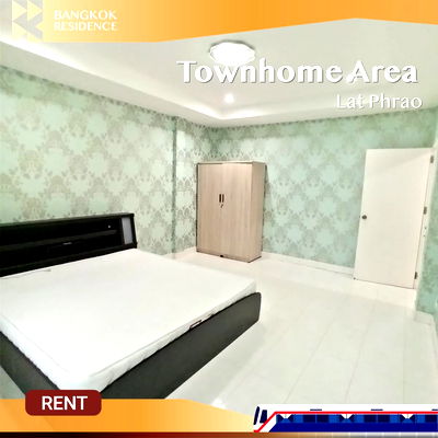 Townhouses for rent MRT Lat Phrao 71  :  Townhome Area Lat Phrao 🏡 Prime location on Liap Duan–Lat Phrao 71, just steps from BTS🚇 