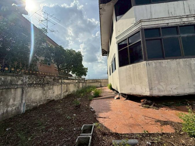 4-bed house for sale, 111 sqm, 123.5 sq wah, Wisaytsuknakon 16