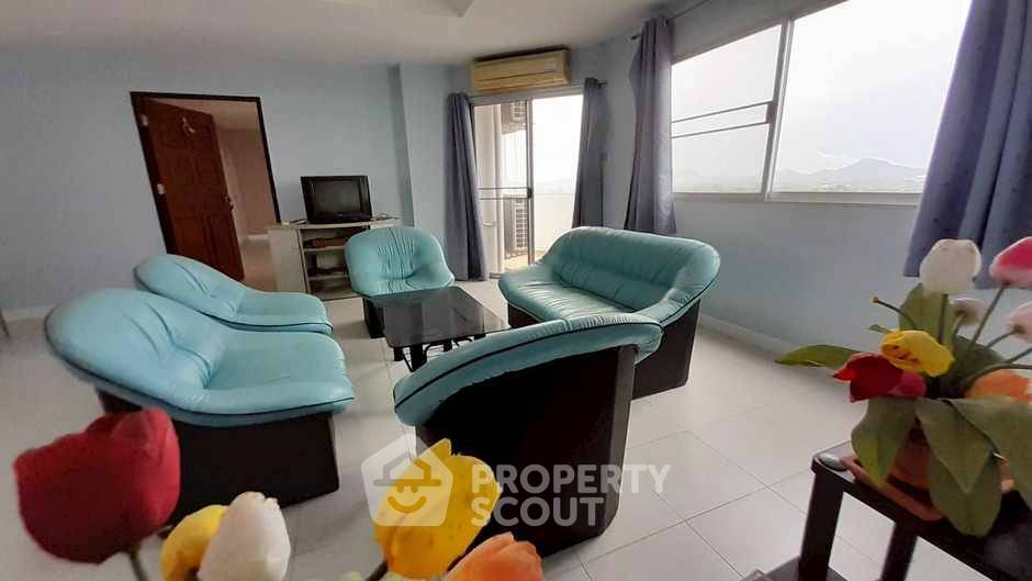 picture 1-BR Condo at Grand View Condo close to Baan Amphur (ID 2401095) - 9/17