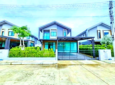 Houses for rent Muang Pathum Thani Pathumthani : Phuang Sawang Market 345 3 km.2-storey detached house for rent Sansiri 54sq.wa. 214sq.m. 3 bed Wat