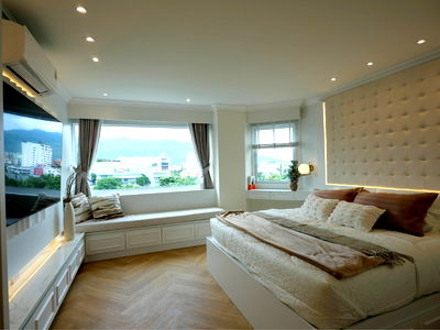 ขายคอนโด : ขาย ฮิลล์ไซด์ คอนโด4 3นอน 3น้ำ 182 ตร.ม. ชั้น 9 ใกล้ วันนิมมาน (ID:1188CS)