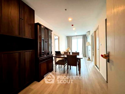 คอนโดให้เช่า : คอนโด 2-ห้องนอน ที่ เอลลิโอ สาทร-วุฒากาศ ใกล้ BTS วุฒากาศ (ID 2400872)