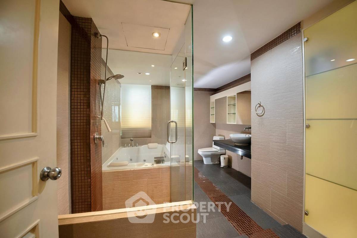 รูป คอนโด 3-ห้องนอน ที่ เพรสซิเดนท์ ปาร์ค คอนโดมิเนี่ยม ใกล้ MRT ศูนย์การประชุมแห่งชาติสิริกิติ์ (ID 2400592) - รูปที่ 6/20