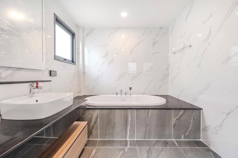 picture 🏡#TM2410_127🎀𝗙𝗼𝗿 𝗥𝗲𝗻𝘁 1️⃣8️⃣0️⃣k.🔥🔥 Beautiful, luxurious, best test✨#Available and ready to view Single house project: The City Bangna - 15/17