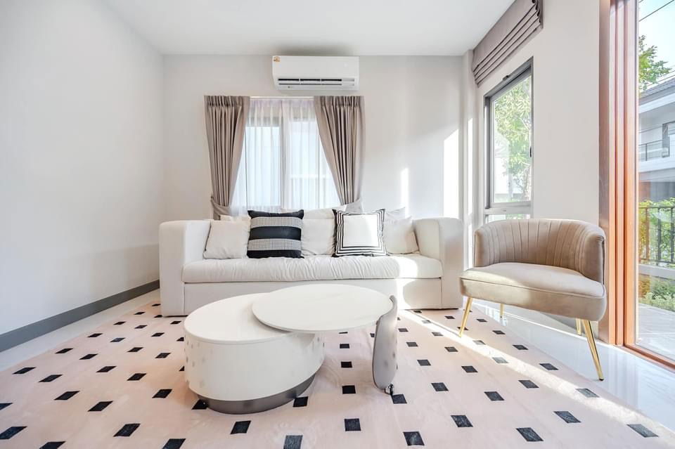 picture 🏡#TM2410_127🎀𝗙𝗼𝗿 𝗥𝗲𝗻𝘁 1️⃣8️⃣0️⃣k.🔥🔥 Beautiful, luxurious, best test✨#Available and ready to view Single house project: The City Bangna - 11/17