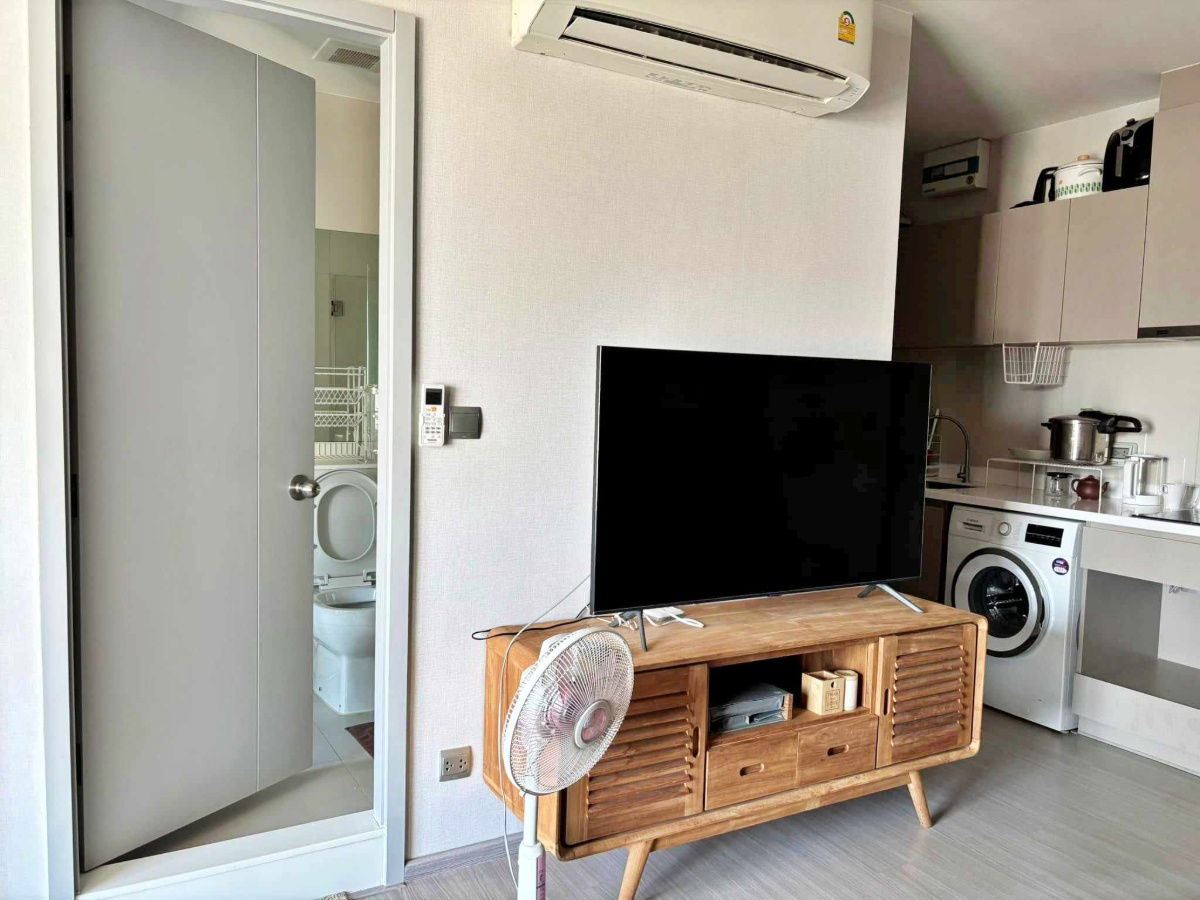 รูป ห้องว่าง❤️ราคาต่อรองได้✅สนใจห้องนี้ทักได้เลยนะคะ❣️❣️พระโขนง 💥 ไลฟ์ สุขุมวิท 62 🔴🟢🟡 - รูปที่ 8/11