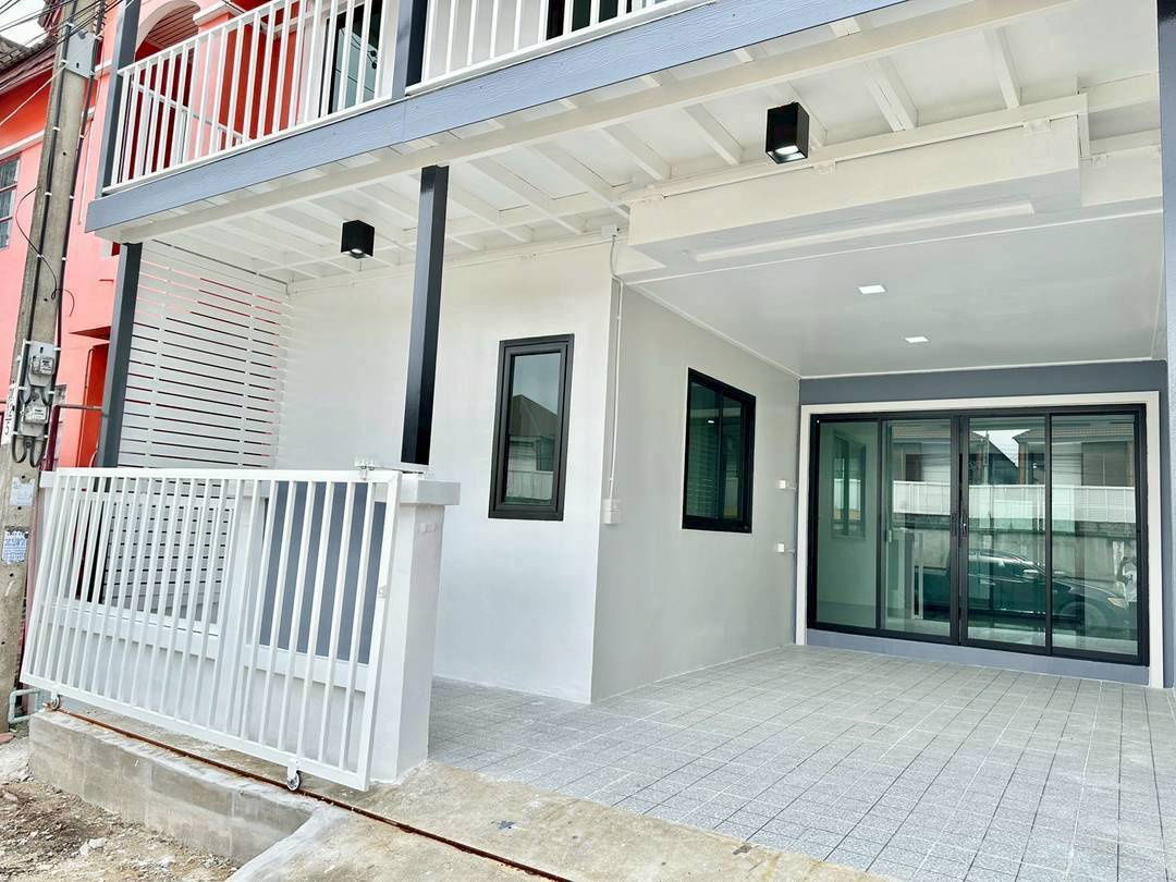 รูป ทาวน์เฮาส์ โซนนนทบุรี มหาสวัสดิ์ หมู่บ้านร่มรื่นวิลล์ 3 รีโนเวทใหม่ นัดชมบ้าน 085-318-6868  - รูปที่ 3/19