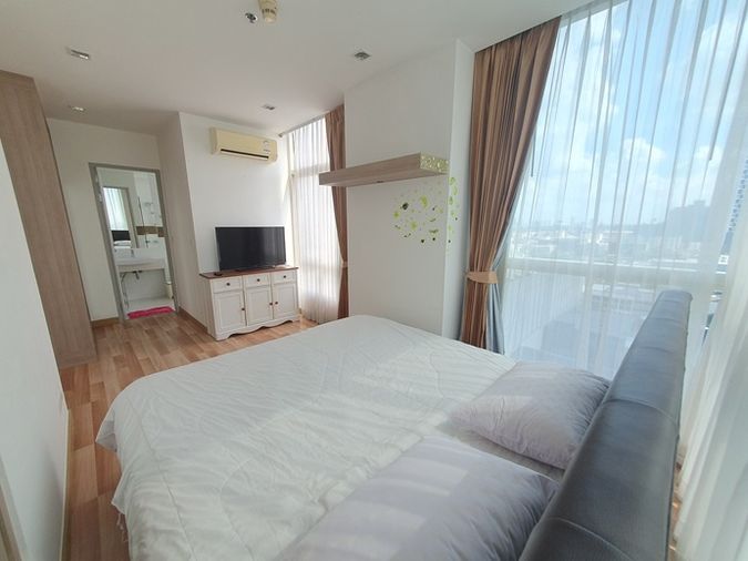 🔥ให้เช่าถูก🔥 ห้องมุมเป็นส่วนตัว ตกแต่งใหม่ตามในรูป มีอ่างอาบน้ำ Ideo Verve Sukhumvit