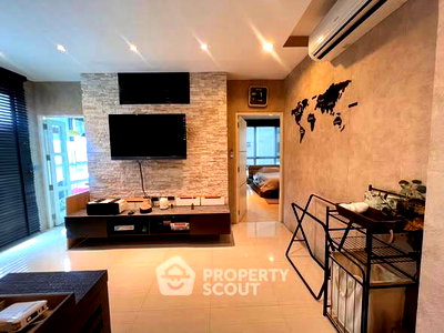 Condos for sale : 1-BR Condo at Life @ Ratchada-Suthisan near MRT Sutthisan (ID 2393929)