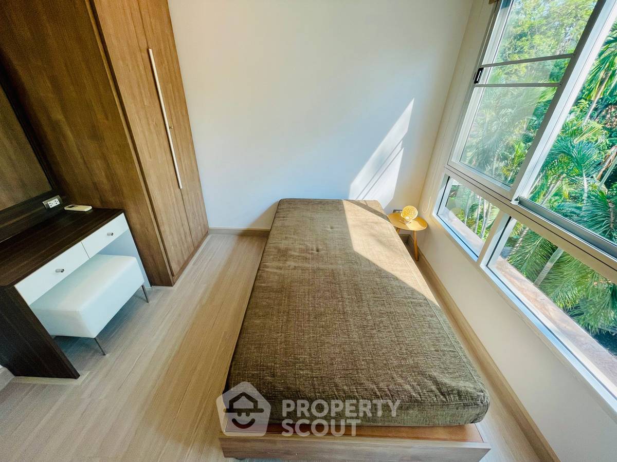 picture 2-BR Condo at Tree Condo Sukhumvit 42 Condominium near BTS Phra Khanong (ID 1540394) - 7/13