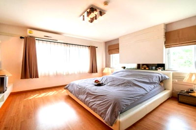 Condos for sale Shrewsbury International School : 🔥 SELL AT LOSS !! Rae item !! 🔥 Code C20250500034..........Supalai River Resort, 2 bedroom, 2 bathroom, River view, furnished, Special Deal!!📣📣