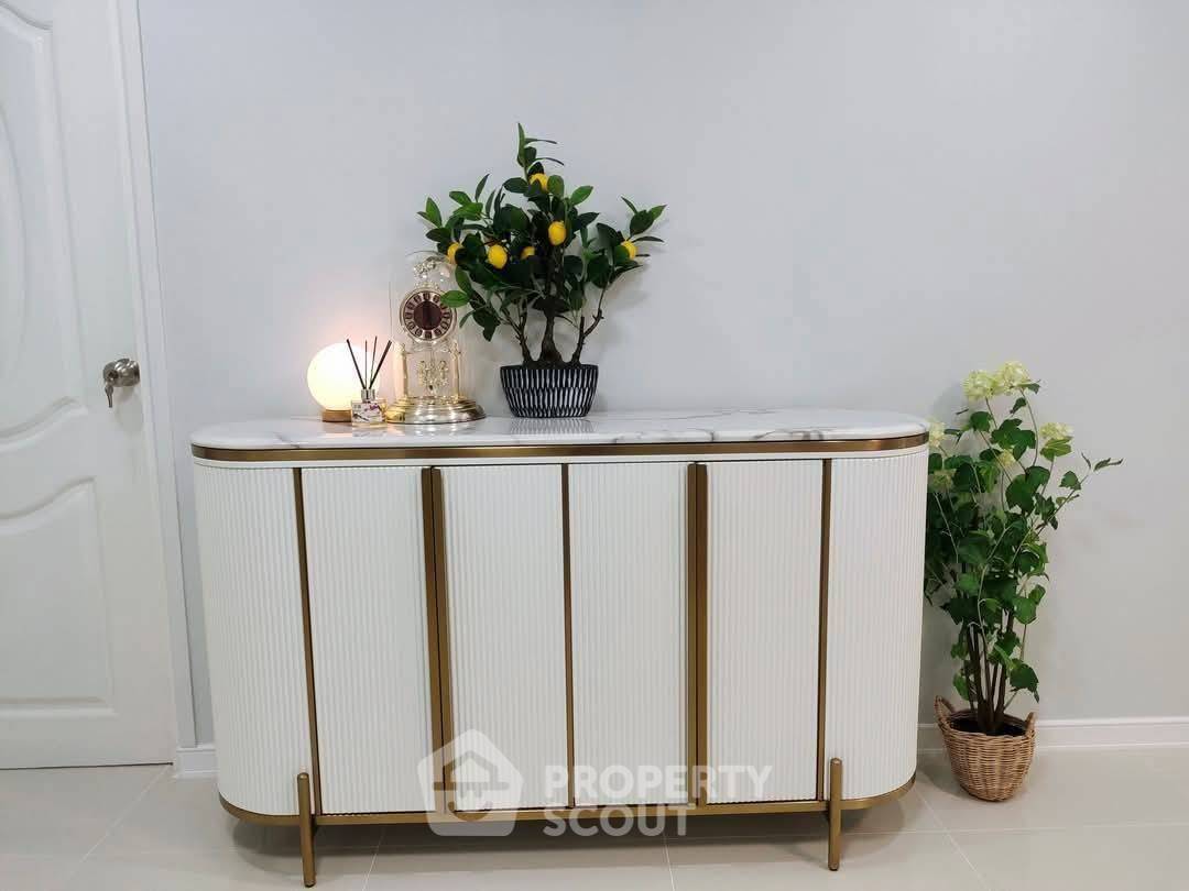 รูป คอนโด 2-ห้องนอน ที่ ยูโร คอนโดมิเนียม พัทยากลาง ใกล้ เมืองพัทยา (ID 2110682) - รูปที่ 4/8