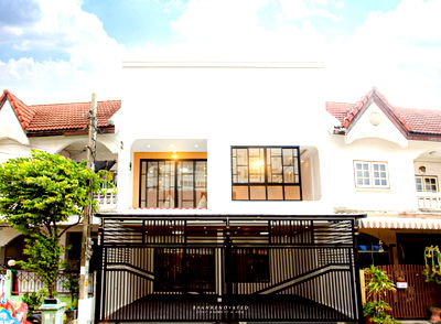 Townhouses for sale Bangkok : 🚩Newly renovated house for sale in Lat Phrao 93 | 5 million baht budget house in Lat Phrao