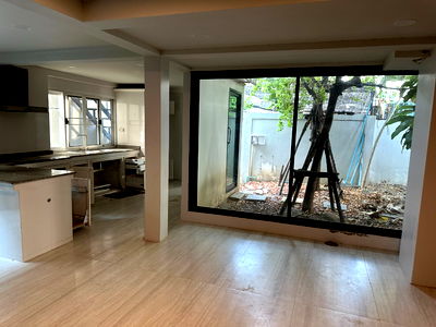 บ้านเดี่ยว เขตห้วยขวาง : ขายบ้านเดี่ยว 75 ตร.ว. 200 ตร.ม. ใกล้ MRT สุทธิสาร ซอยรุ่งเรือง เขตห้วยขวาง กรุงเทพ