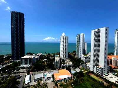 Condos for sale : 2-BR Condo at The Riviera Wongamat close to Sanctuary of Truth (ID 2399683)