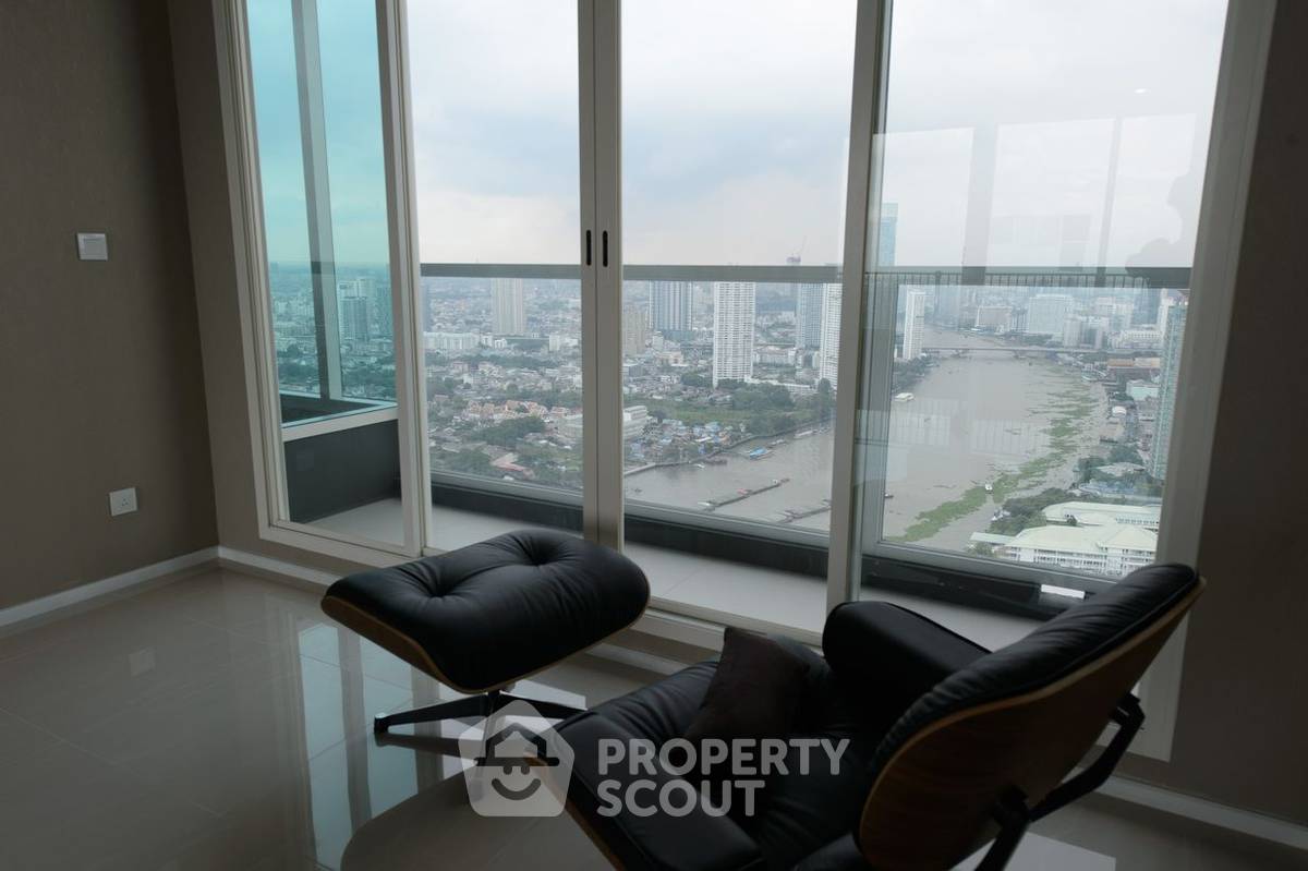 picture 3-BR Condo at Menam Residences in Wat Phraya Krai (ID 949753) - 6/26