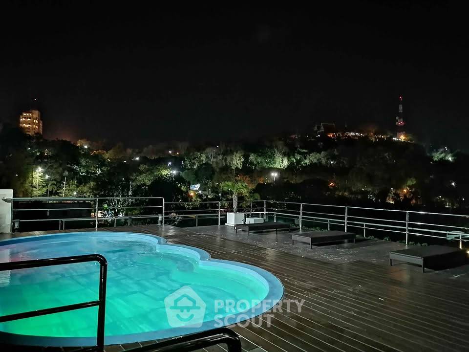 picture Studio Condo at Park Royal 2 Pratumnak close to Phratamnak (ID 2123941) - 15/26