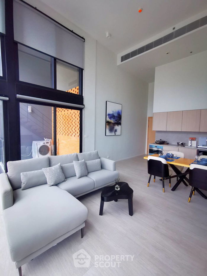 picture 2-BR Condo at The Lofts Silom near BTS Surasak (ID 2415472) - 6/24