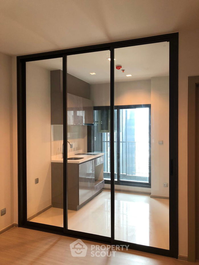 รูป คอนโด 1-ห้องนอน ที่ ไลฟ์ อโศก - พระราม 9 ใกล้ MRT พระราม 9 (ID 630308) - รูปที่ 3/14