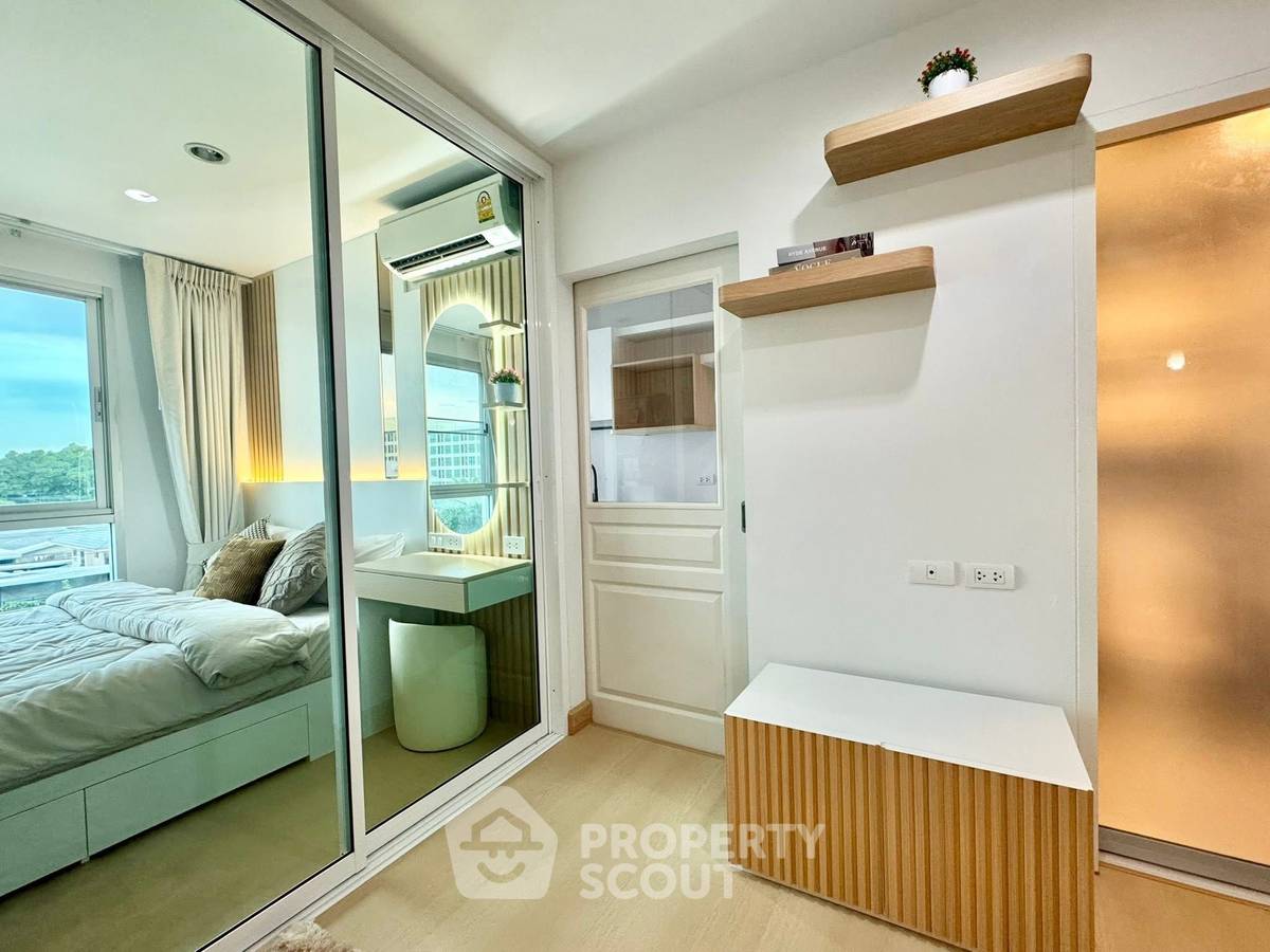 picture 1-BR Condo at Double U Condominium in Lat Phrao (ID 2415947) - 7/12